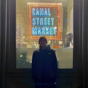 Meet your Posher, Issac